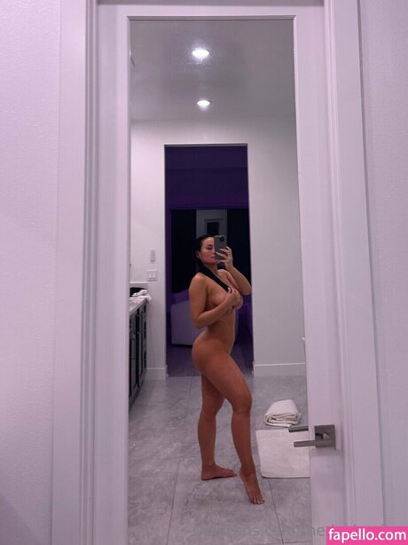 Nacktes geleaktes OnlyFans-Foto von Daphnejoy