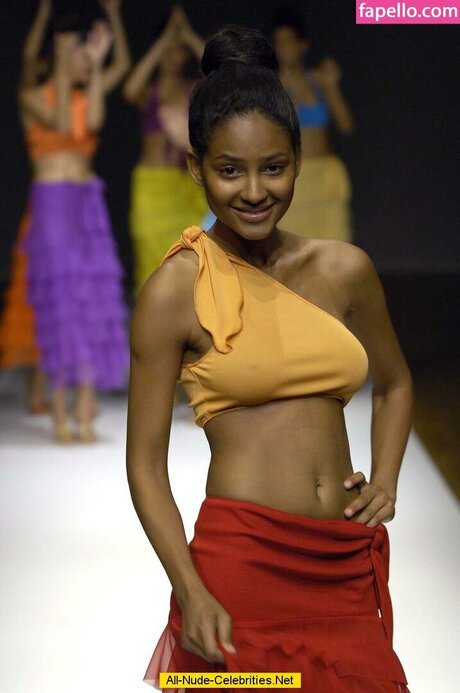 Emanuela De Paula