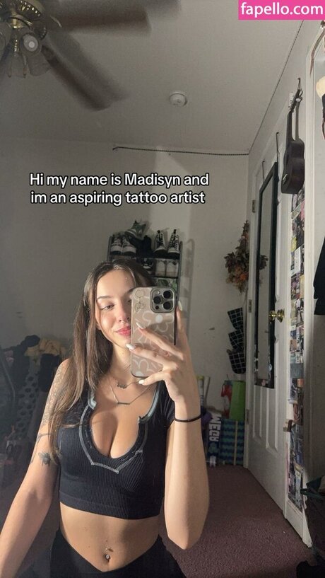 Nacktes geleaktes OnlyFans-Foto von Refusedfruit