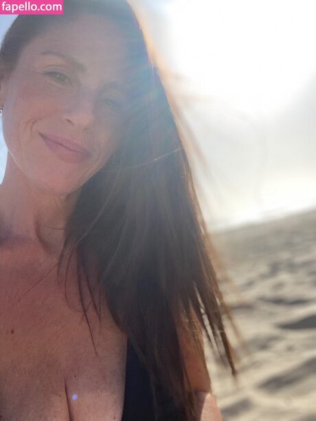 Nacktes geleaktes OnlyFans-Foto von Soleil Moon Frye