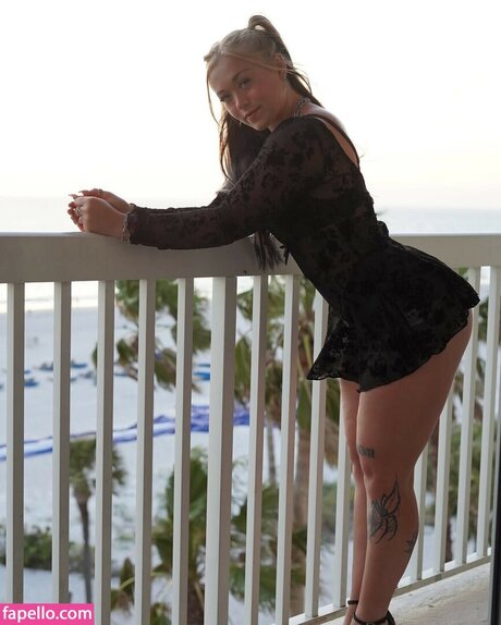 Nacktes geleaktes OnlyFans-Foto von Alilangert