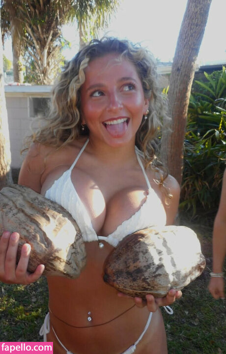 Nina Cotroneo
