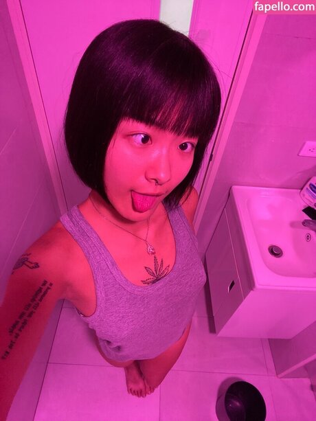 Nacktes geleaktes OnlyFans-Foto von Caroll163cm