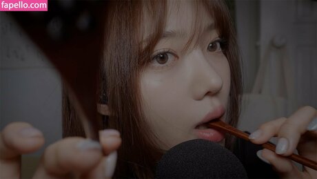Nacktes geleaktes OnlyFans-Foto von Nareun Asmr