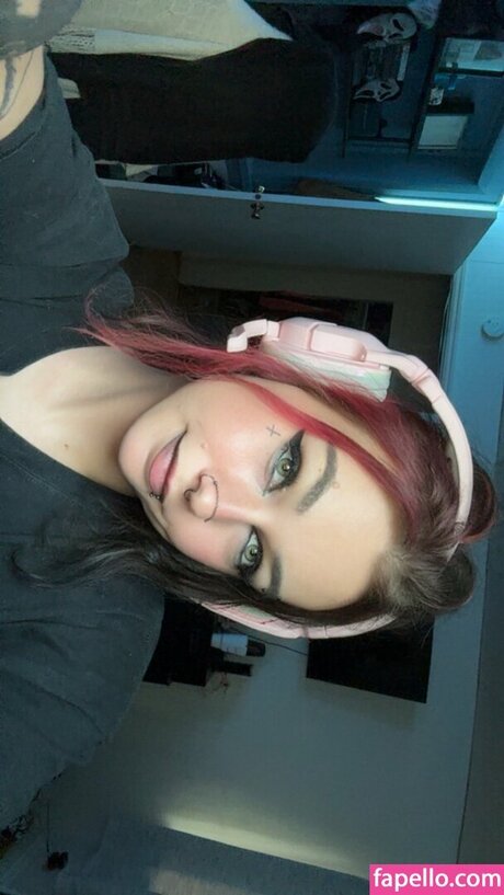 Nacktes geleaktes OnlyFans-Foto von Xxangellbabyxx