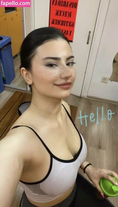 Nacktes geleaktes OnlyFans-Foto von Su Balc