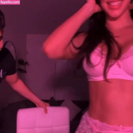 Ana Maxi