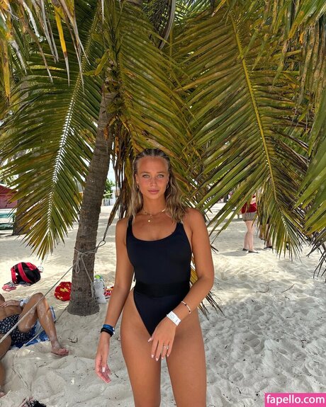 Nacktes geleaktes OnlyFans-Foto von Arianna Tornari