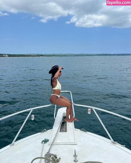 Nacktes geleaktes OnlyFans-Foto von Ashley Cunningham