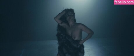 Emmanuelle Seigner