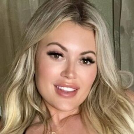 Nacktes geleaktes OnlyFans-Foto von Mia Brookes
