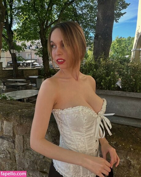 Serena Skybourne