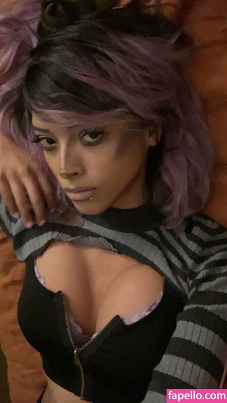 Nacktes geleaktes OnlyFans-Foto von Ka1bra