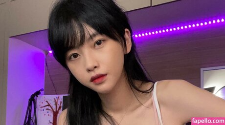 Nacktes geleaktes OnlyFans-Foto von Go Mal Sook