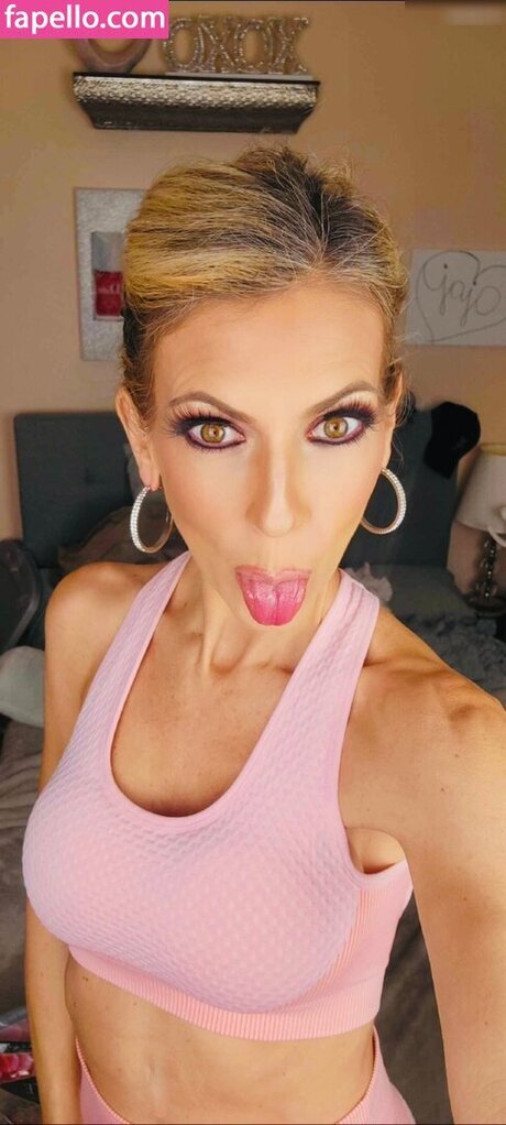 Gigi Dior