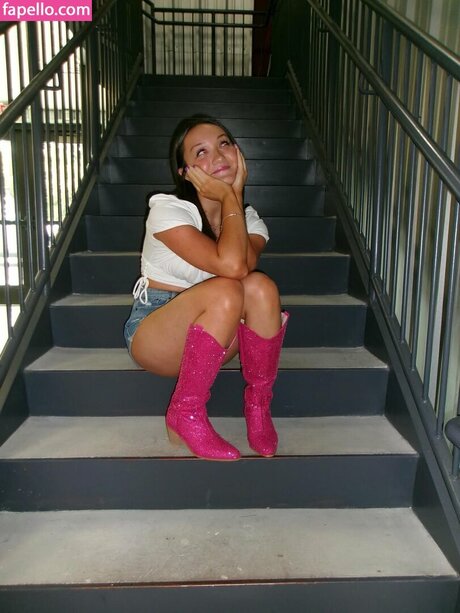 Izzy Moreno