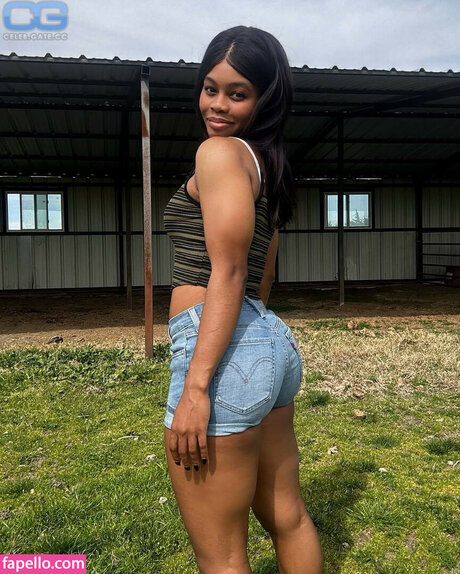 Nacktes geleaktes OnlyFans-Foto von Gabby Douglas