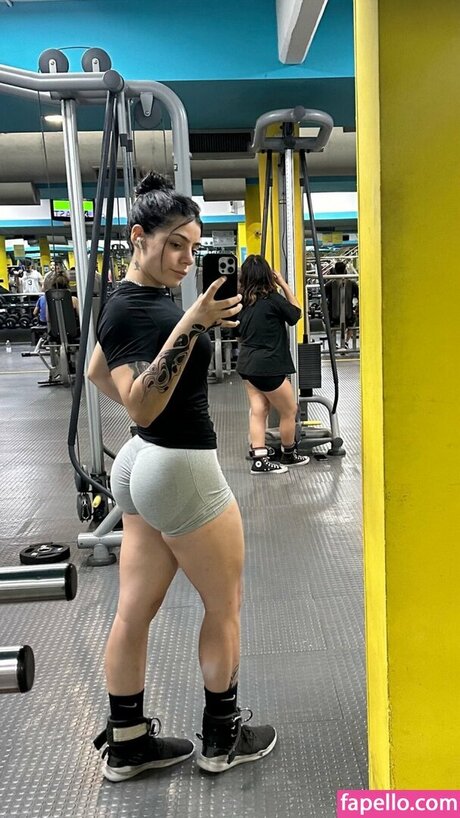Mica Ybañez