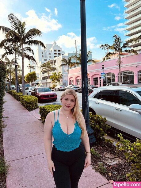 Sadie Stone