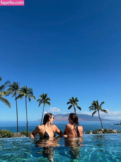Nacktes geleaktes OnlyFans-Foto von Katie Douglass