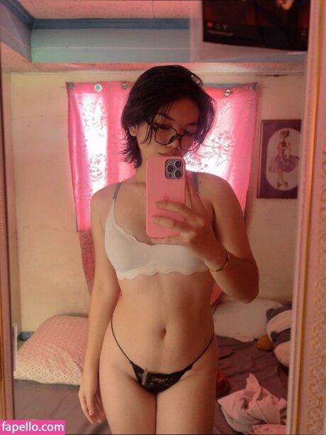 Nacktes geleaktes OnlyFans-Foto von Herbie Lee