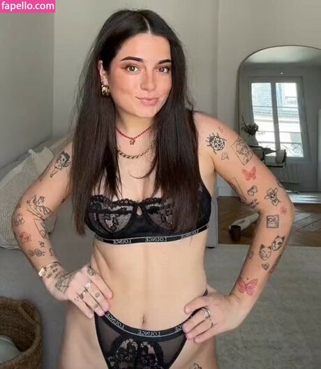 Julie Ferrat