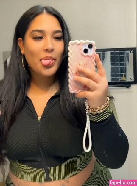 Nacktes geleaktes OnlyFans-Foto von Puericanprincess