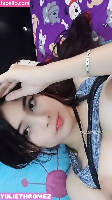 Nacktes geleaktes OnlyFans-Foto von Yulieth G