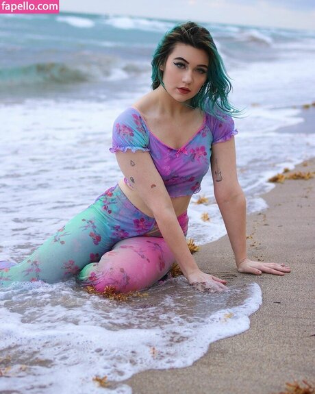 Nacktes geleaktes OnlyFans-Foto von Jessie Paege