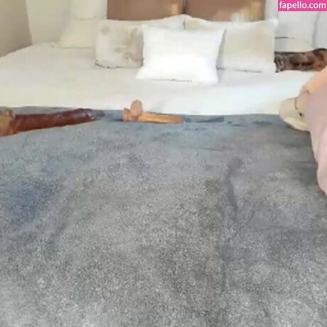 Sexxylaurab