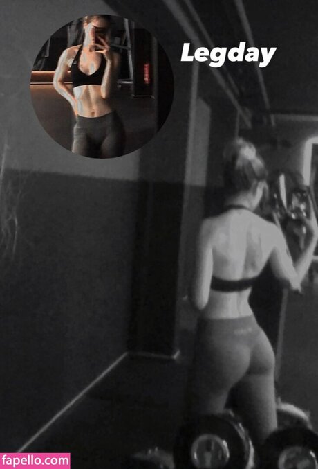 Nacktes geleaktes OnlyFans-Foto von Skystn