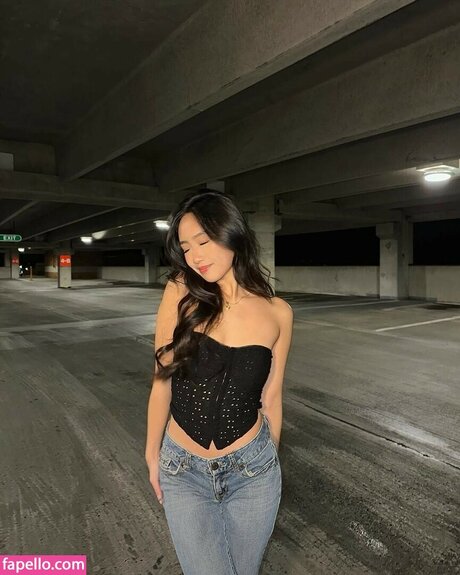 Nacktes geleaktes OnlyFans-Foto von Daisy Chang