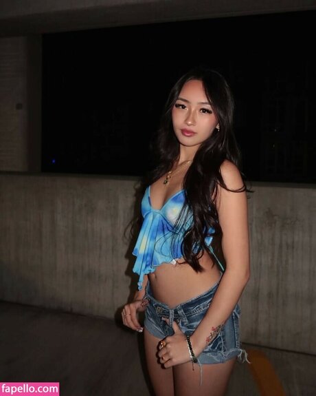 Nacktes geleaktes OnlyFans-Foto von Daisy Chang