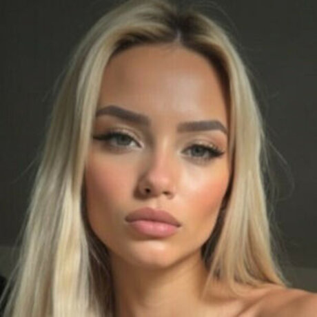 Nacktes geleaktes OnlyFans-Foto von Abbie Hall
