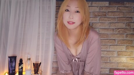 Nacktes geleaktes OnlyFans-Foto von Nalbi Asmr