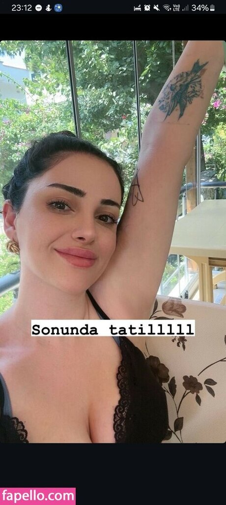 Nacktes geleaktes OnlyFans-Foto von Deniz Bada