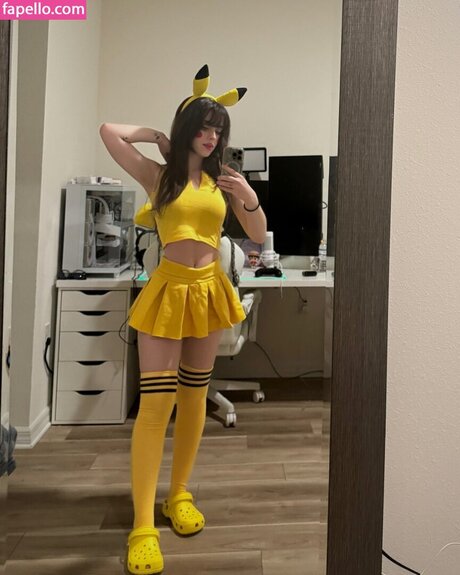 Nacktes geleaktes OnlyFans-Foto von Snowwcone
