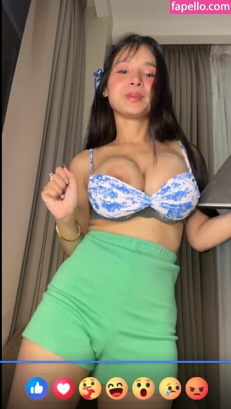 Nacktes geleaktes OnlyFans-Foto von Nan Ma Htwe