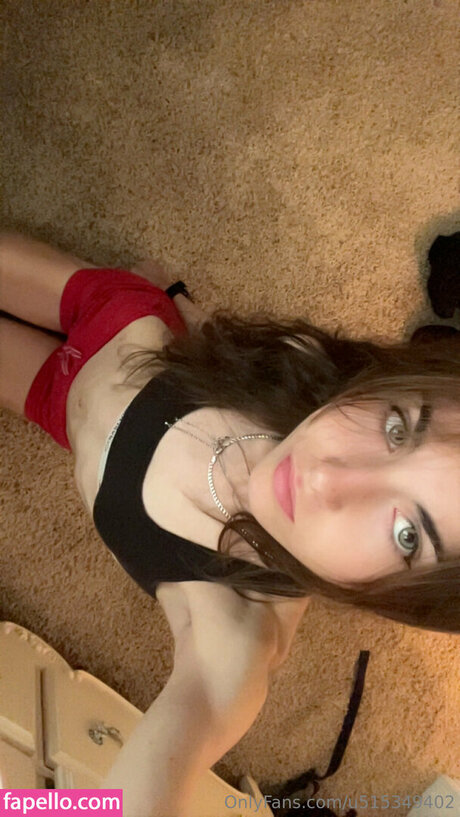 Nacktes geleaktes OnlyFans-Foto von Kamryngrace