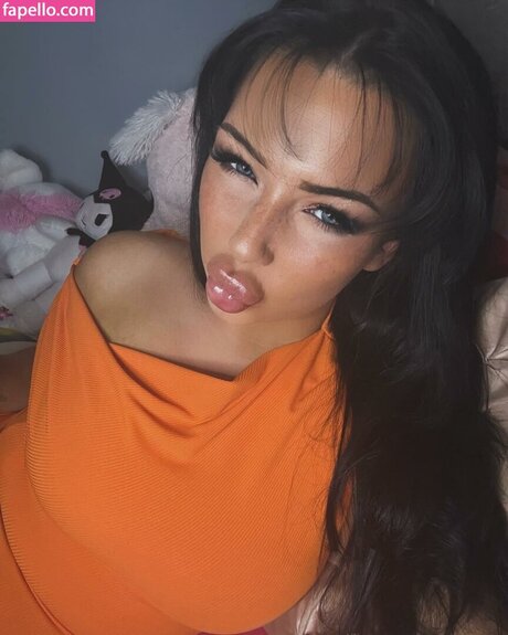 Nacktes geleaktes OnlyFans-Foto von Plasticpoutmv