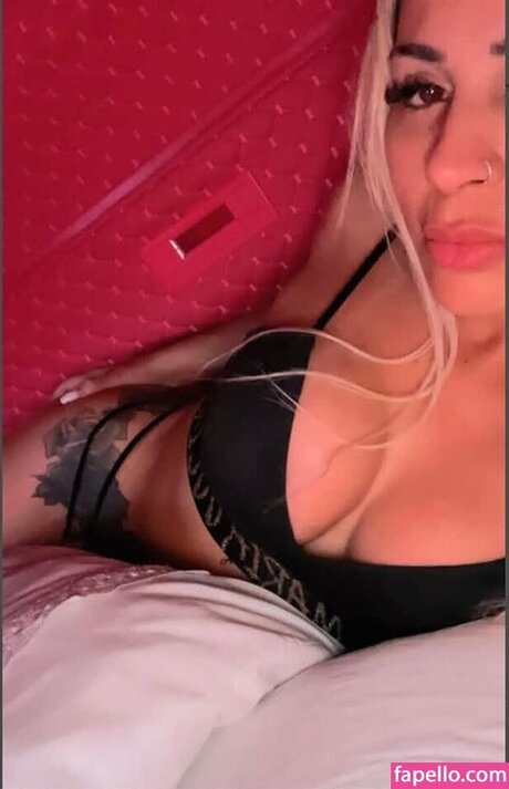 Nacktes geleaktes OnlyFans-Foto von Sheila Bellavericial