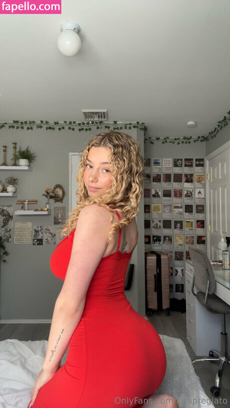 Nacktes geleaktes OnlyFans-Foto von Kira Pregiato