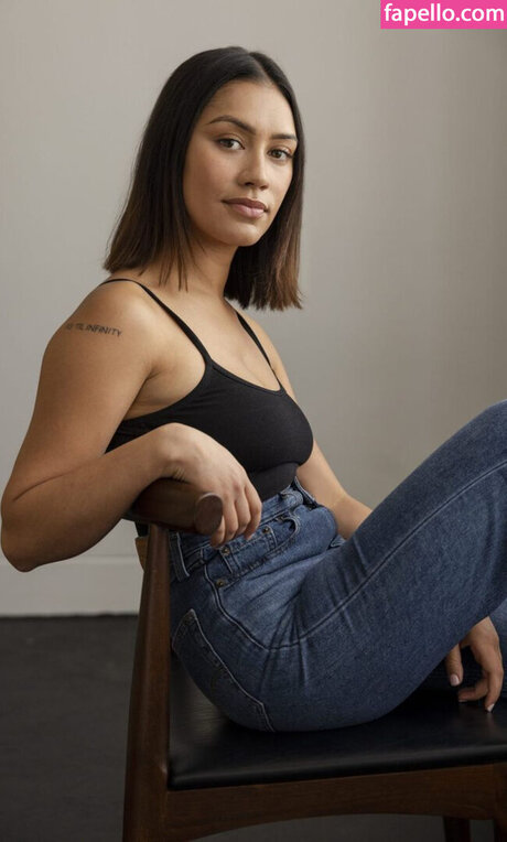 Luciane Buchanan