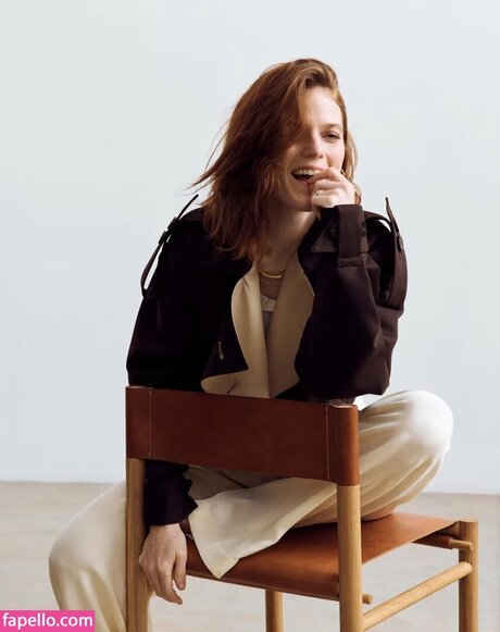 Rose Leslie