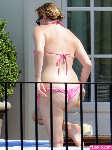 Elisabeth Moss