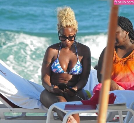 Mary J. Blige