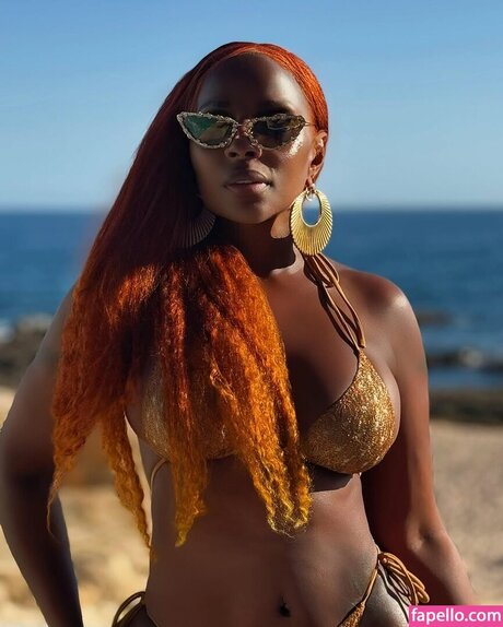 Mary J Blige