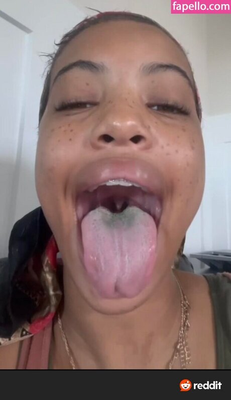 Nacktes geleaktes OnlyFans-Foto von Kimayanichelle