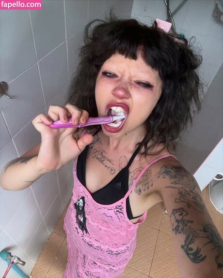 Jazmin Bean