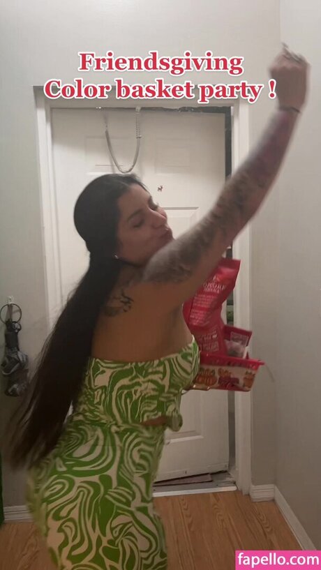 Nacktes geleaktes OnlyFans-Foto von Queenmelmel